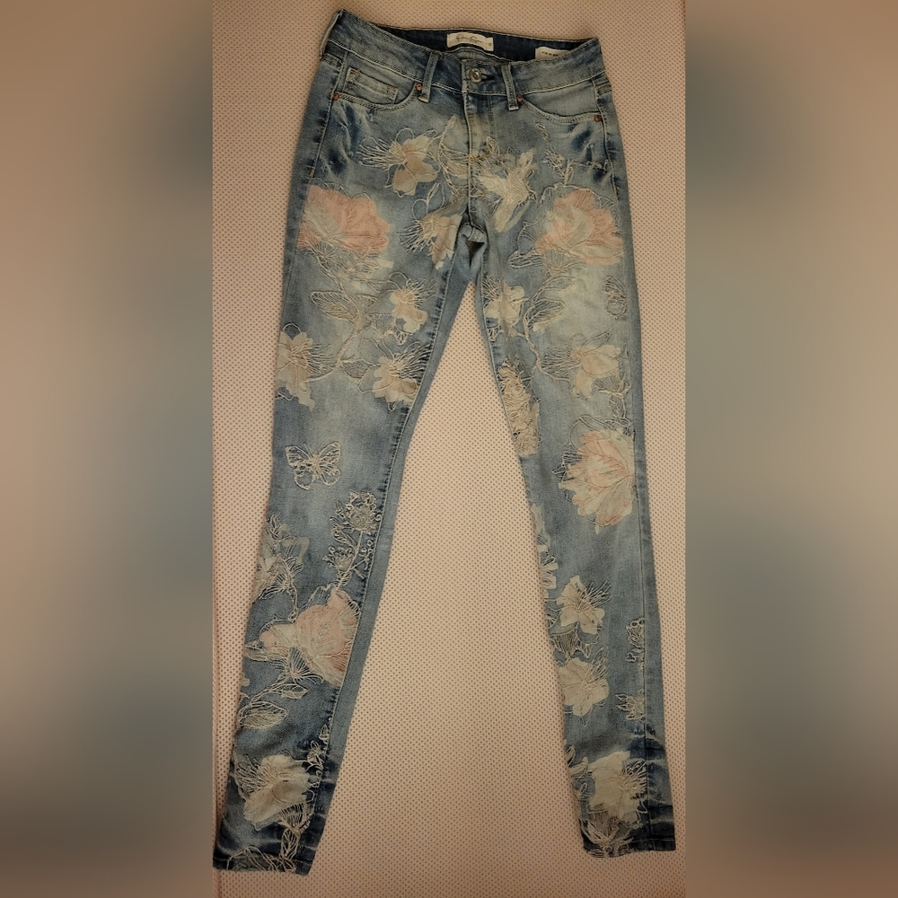 Jessica Simpson Super Skinny embroidered jeans